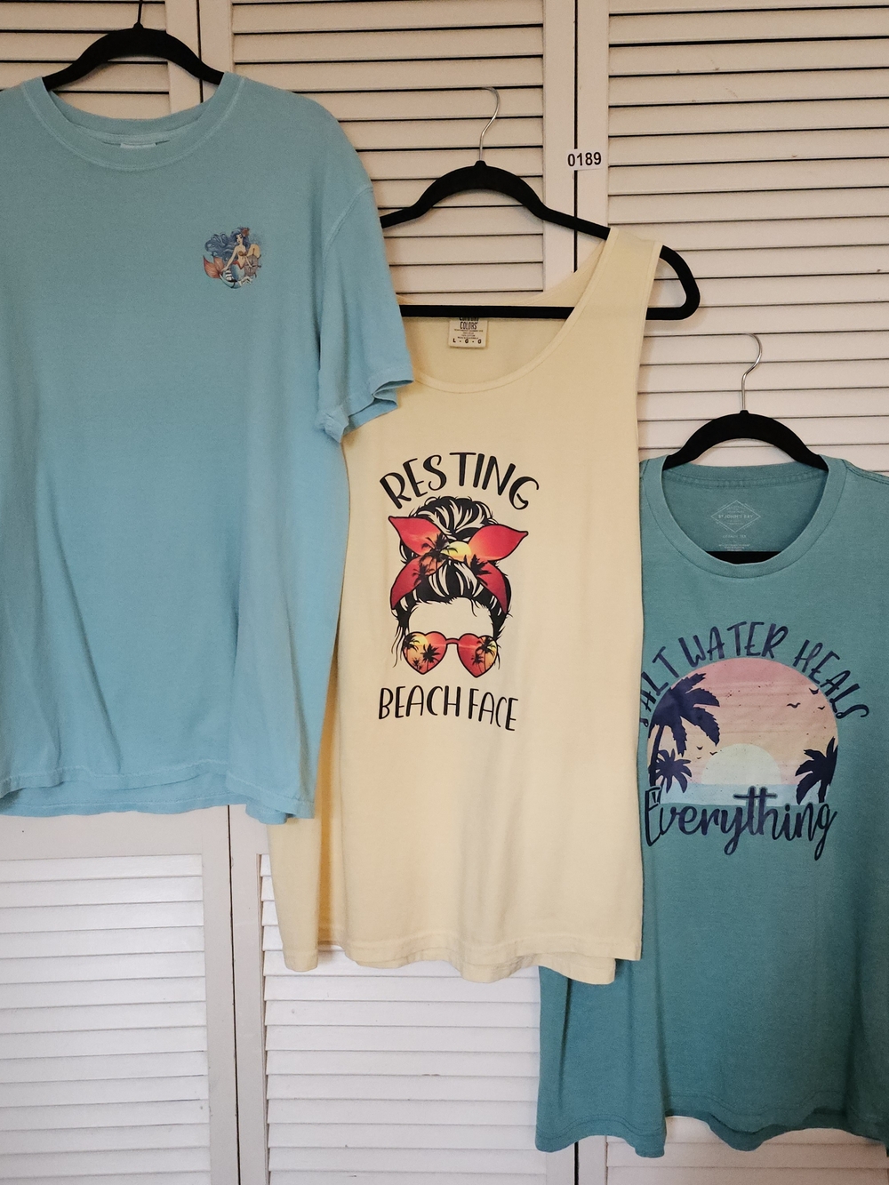 Lot of 3 Beach Graphic T-Shirts and Tank Top 189